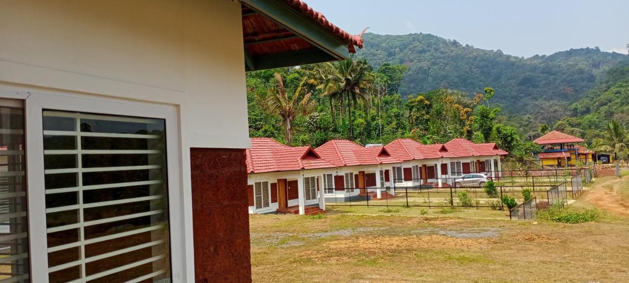 Camp Nishani Bhagamandala Exterior photo